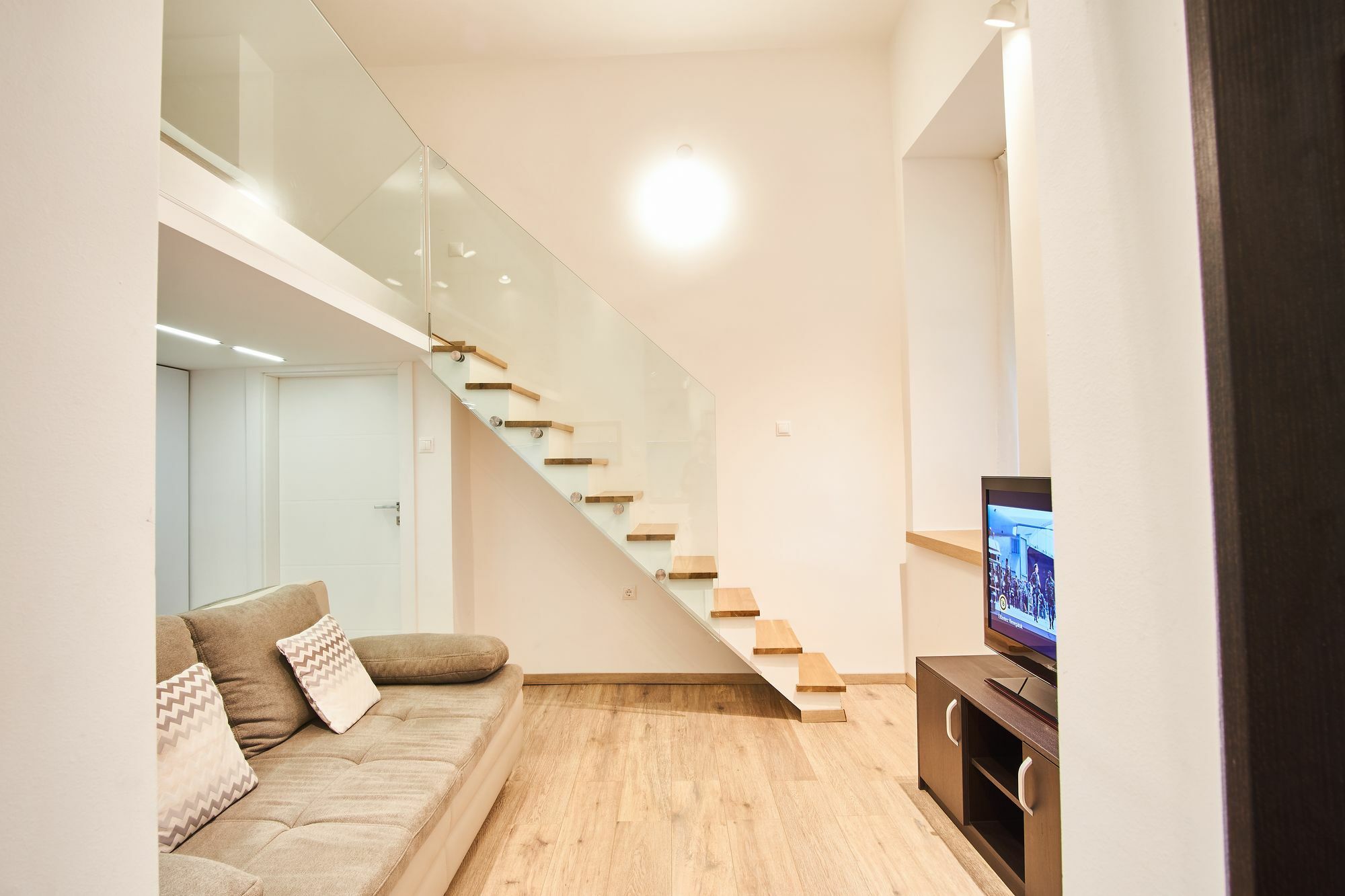 V27 Apartment | Hostaid Budapest Esterno foto