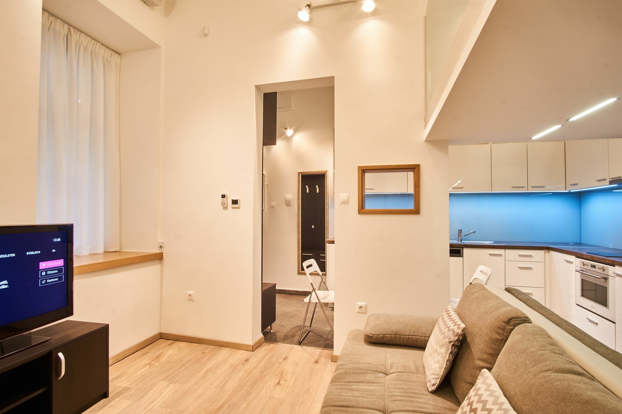 V27 Apartment | Hostaid Budapest Esterno foto